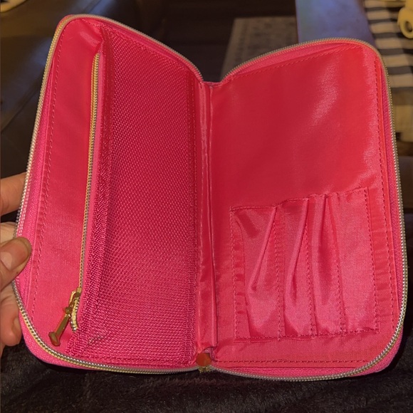 Isaac Mizrahi Pink and Black Geometric Makeup, Brushes Case - Picture 3 of 8